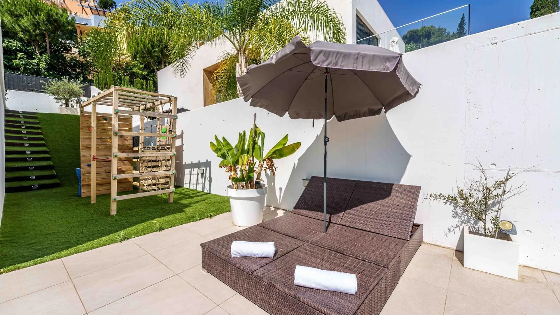 Apartment Fabulosa Villa Foresta En Torremolinos Para Familias Con Piscina Privada