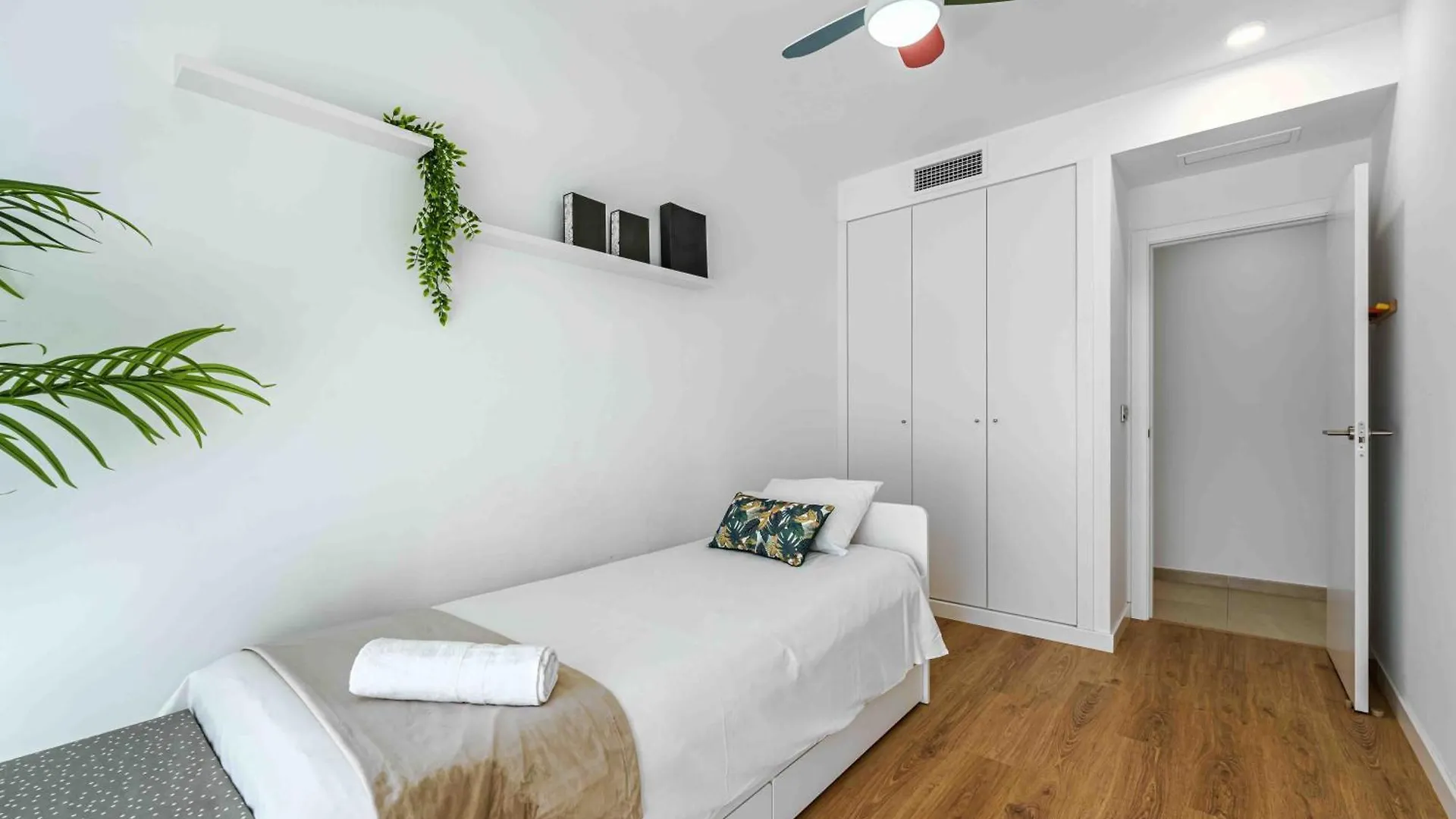 Fabulosa Villa Foresta En Torremolinos Para Familias Con Piscina Privada Apartment